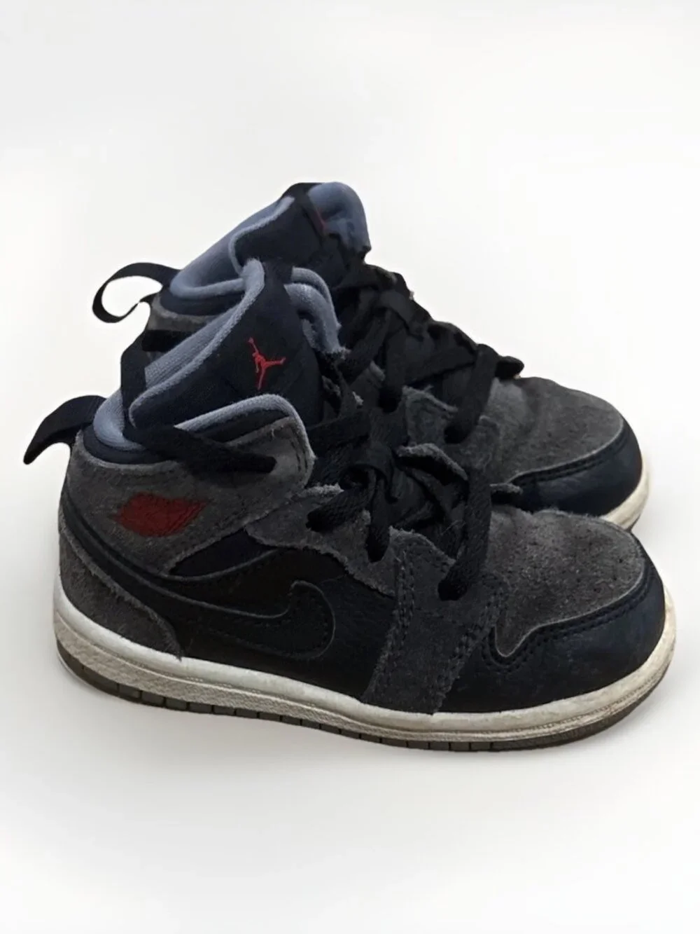 Air Jordan Retro 1 Kids Size 7C Sneakers Athletic Shoes